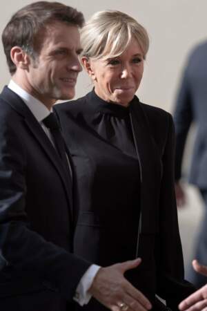 Emmanuel Macron et son épouse Brigitte Macron, lors d'une rencontre avec le Pape au Vatican à Rome (octobre 2022)