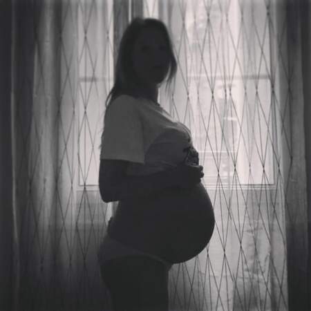 En 2009, Julia Livage tombe enceinte de son premier enfant ! 