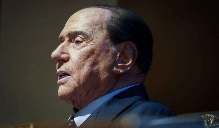 Silvio Berlusconi est mort le 12 juin 2023 à l'âge de 86 ans. L’homme d’affaires et ancien chef du gouvernement italien était atteint d'une leucémie.