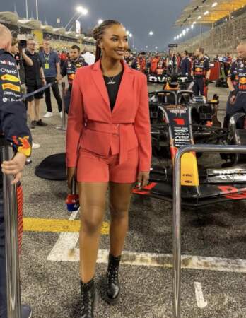 À seulement 16 ans, elle intègre la catégorie Formule Volkswagen d'Afrique australe.
